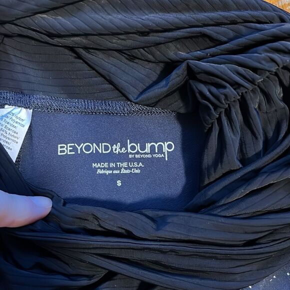 EXCELLENT CONDITION BEYOND THE BUMP SPACE DYE BY BEYOND YOGA SMALL NAVY LEGGINGS - Picture 8 of 8